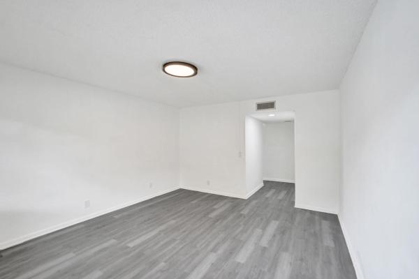 Racquet Club At Bonaventure, 310 Lakeview Dr #105, Weston, Florida 33326, image 1