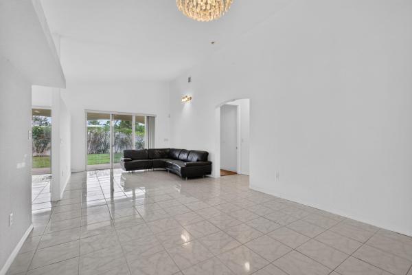 900 SE 2nd Ave, Dania Beach, Florida 33004, image 1