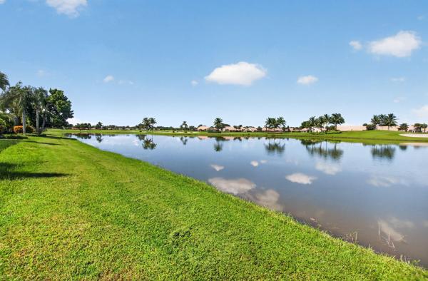Turnberry Isle At Aberdeen, 6955 Fairway Lakes Dr, Boynton Beach, Florida 33472, image 1