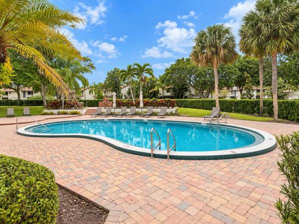 Sunflower, 7200 NW 2nd Ave #0490, Boca Raton, Florida 33487, image 1
