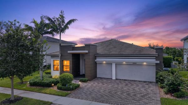 Cascata At MiraLago, 10490 S Lago Vista Cir, Parkland, Florida 33076, image 1