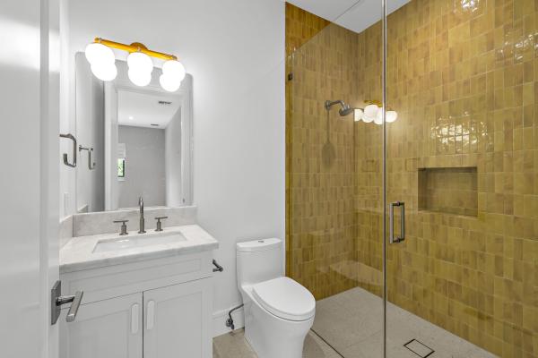 Lighthouse Point Residential, 2300 NE 34th Ct, Lighthouse Point, Florida 33064, image 1