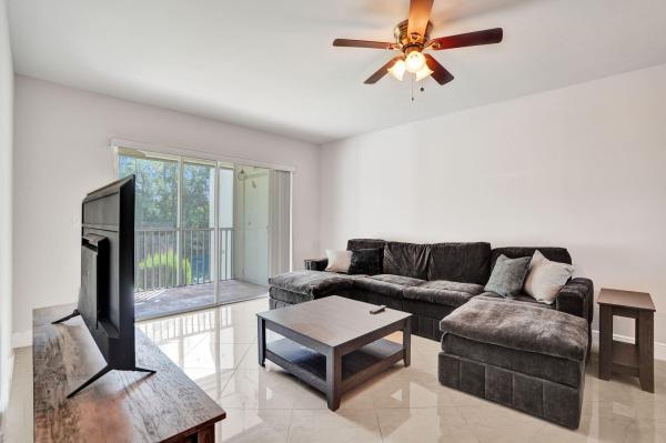 130 Lake Meryl Dr #228, West Palm Beach, Florida 33411, image 1
