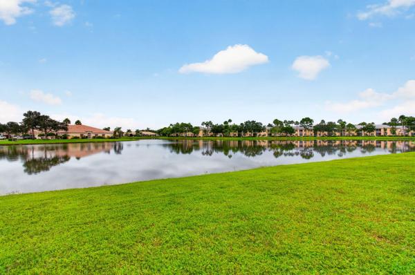 Lighthouse Pointe At Baywinds, 2340 Windjammer Way, West Palm Beach, Florida 33411, image 1