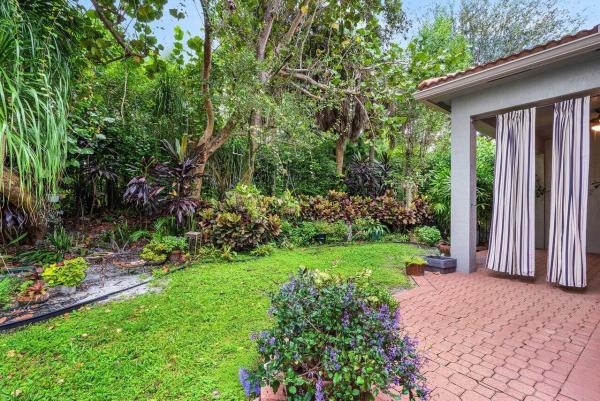Serrano, 10 Country Lake Trl, Boynton Beach, Florida 33436, image 1