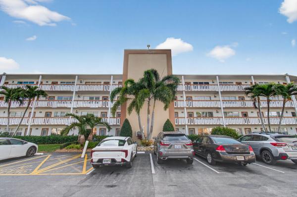 2035 Cornwall B, Boca Raton, Florida 33434, image 1