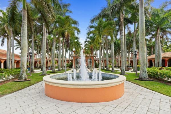Buena Vida, 8709 Via Grande E, Wellington, Florida 33411, image 1