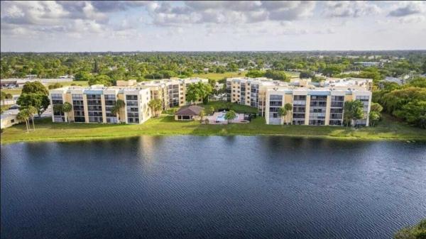 Isles Of Inverrary, 6475 W Oakland Park Blvd #209, Lauderhill, Florida 33313, image 1