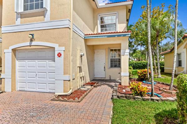 Pelican Pointe, 11625 NW 47th Dr, Coral Springs, Florida 33076, image 1
