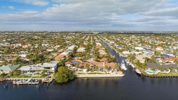 Coral Key Villas, 3100 NE 46th St, Lighthouse Point, Florida 33064, image 1
