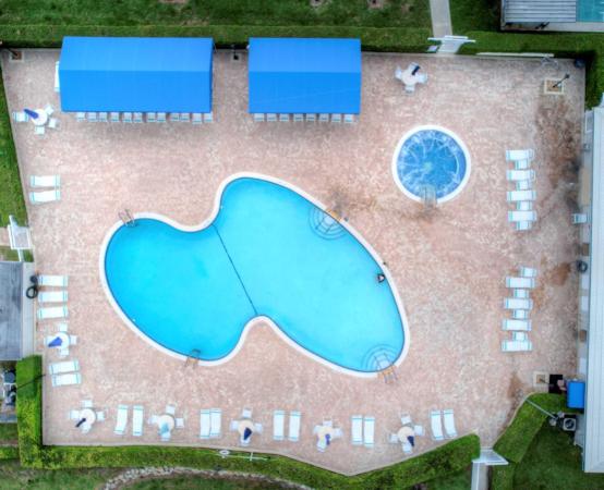 Palm Beach Leisureville, 910 SW 7th Ave, Boynton Beach, Florida 33426, image 1