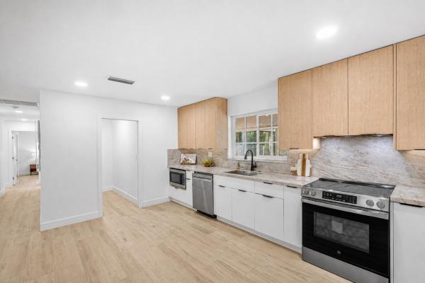 Forest Hills, 718 SW 27th Pl, Boynton Beach, Florida 33435, image 1
