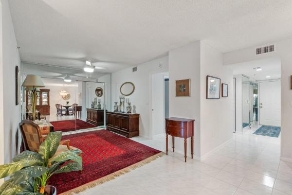 Huntington Pointe, 6096 Huntwick Ter #206, Delray Beach, Florida 33484, image 1