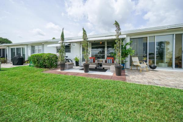 Leisureville Golf View, 400 SW Golfview Ter #115, Boynton Beach, Florida 33426, image 1