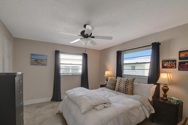 Palm Beach Leisureville, 716 SW 18th St, Boynton Beach, Florida 33426, image 1