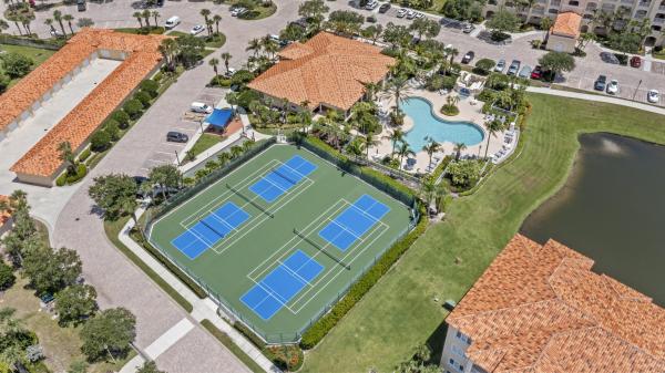 Harbour Isle East, 9 Harbour Isle Dr #102, Fort Pierce, Florida 34949, image 1