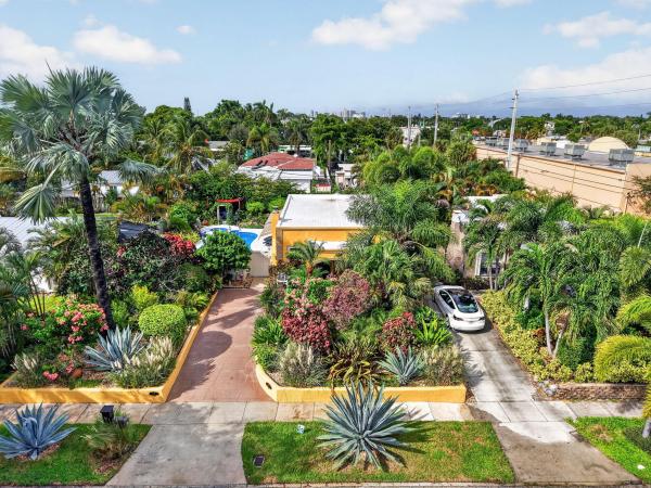 Colonial Estates, 415 Colonial Rd, West Palm Beach, Florida 33405, image 1