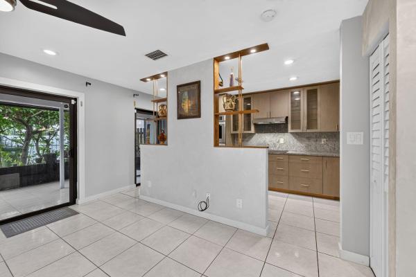 Southbridge At Pembroke Pointe, 10377 NW 3rd St, Pembroke Pines, Florida 33026, image 1
