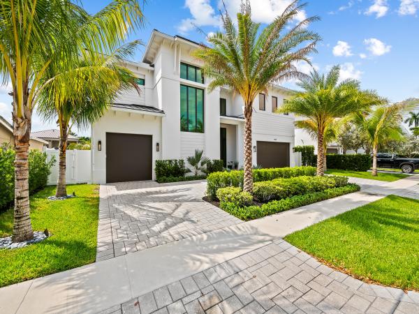 Coral Key Villas, 2420 NE 48th St, Lighthouse Point, Florida 33064, image 1