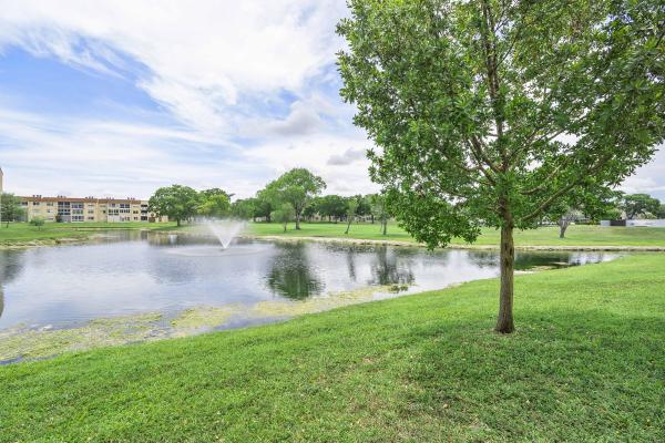 Sunrise Lakes 3, 9221 Sunrise Lakes Blvd #109, Sunrise, Florida 33322, image 1