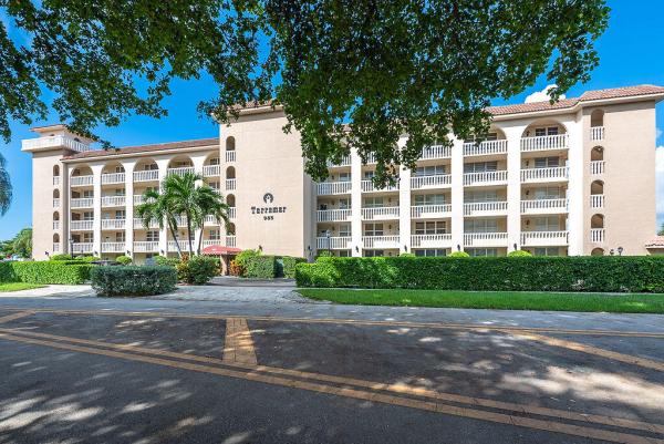 Torremar, 985 SE 19th Ave #203, Deerfield Beach, Florida 33441, image 1