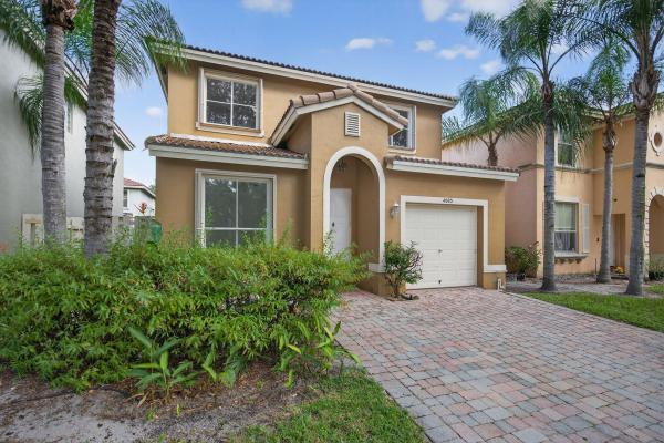 Tahoe At Lakes Of Laguna, 4083 Lake Tahoe Cir, West Palm Beach, Florida 33409, image 1