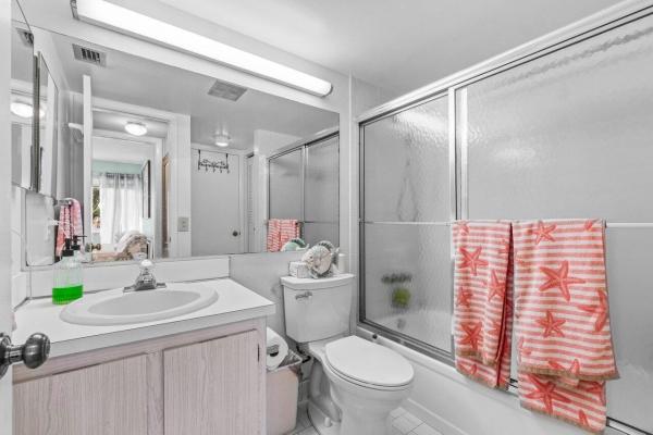 414 Pine Glen Ln #D-2, Greenacres, Florida 33463, image 1
