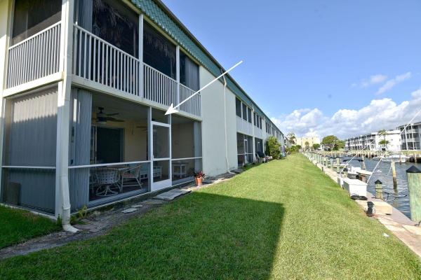 Windsor Park North, 109 Wettaw Ln #101, North Palm Beach, Florida 33408, image 1