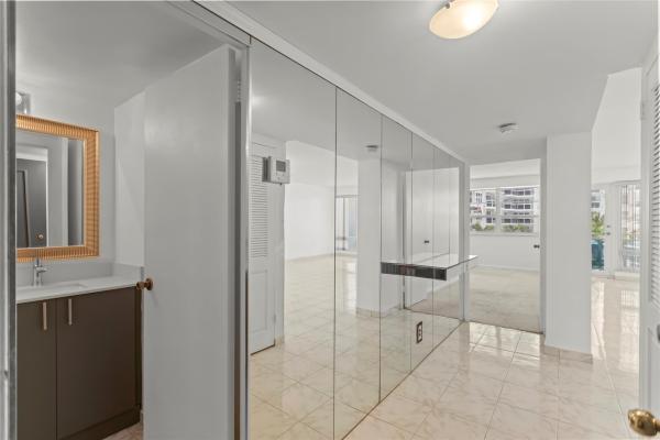 The Commodore, 3430 Galt Ocean Dr #403, Fort Lauderdale, Florida 33308, image 1
