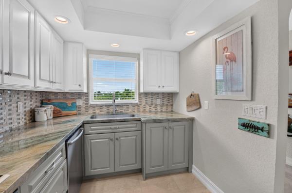 Newth Gardens, 1040 Banyan Rd #4060, Boca Raton, Florida 33432, image 1