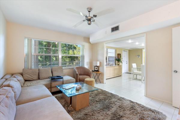 Palm-Aire Country Club 6, 3980 Oaks Clubhouse Dr #411, Pompano Beach, Florida 33069, image 1