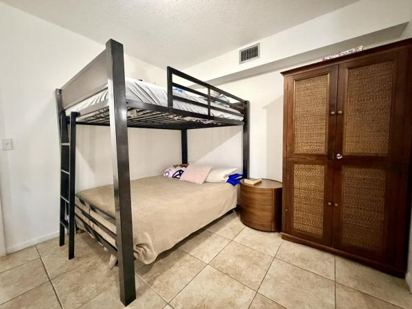 Somerset, 3870 Victoria Dr, West Palm Beach, Florida 33406, image 1