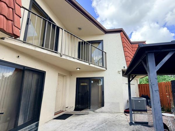 Somerset, 3870 Victoria Dr, West Palm Beach, Florida 33406, image 1
