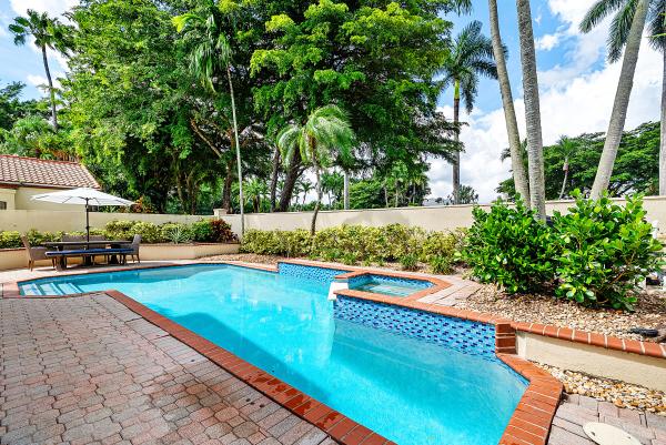 Valencia At Boca Pointe, 23260 Mirabella Cir N, Boca Raton, Florida 33433, image 1