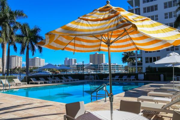 Lake House South, 875 E Camino Real #7E, Boca Raton, Florida 33432, image 1
