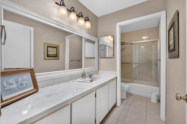 Boynton Lakes 3, 4 Fawlkland Cir, Boynton Beach, Florida 33426, image 1