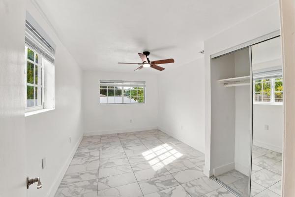 110 NE 152nd St, Unincorporated Dade County, Florida 33162, image 1