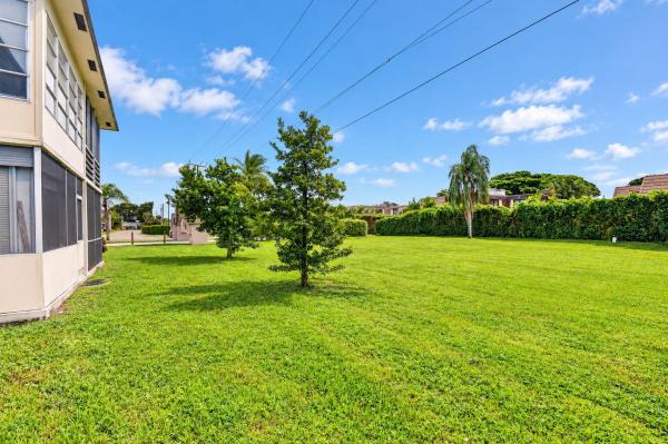 Lakeside Village, 500 Davis Rd #25, Palm Springs, Florida 33461, image 1