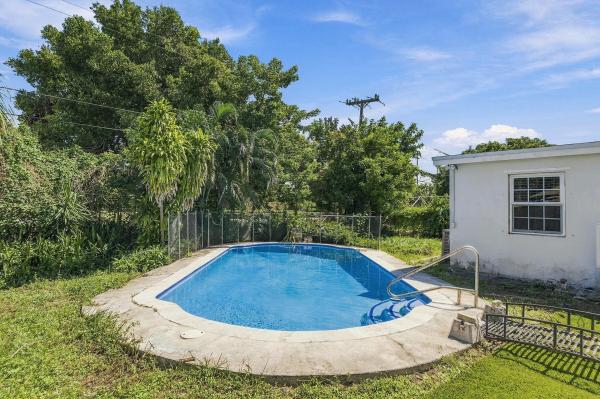 Pompano Beach Highlands, 4320 NE 18th Ave, Pompano Beach, Florida 33064, image 1