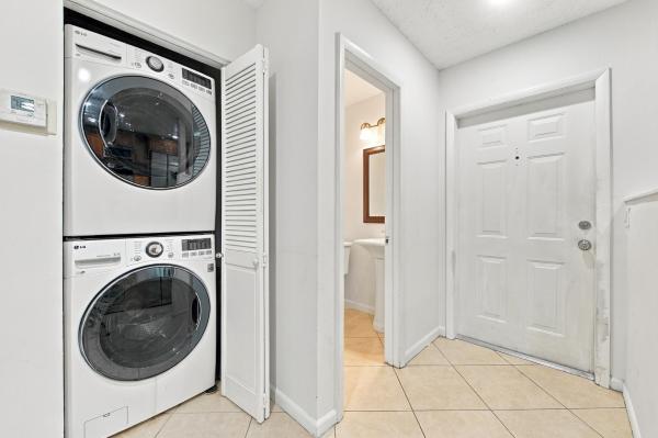 4153 Coral Springs Dr, Coral Springs, Florida 33065, image 1