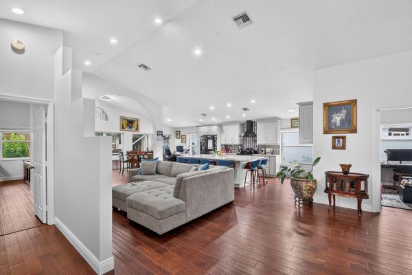 Palm Isles, 9638 Harbour Lake Cir, Boynton Beach, Florida 33437, image 1