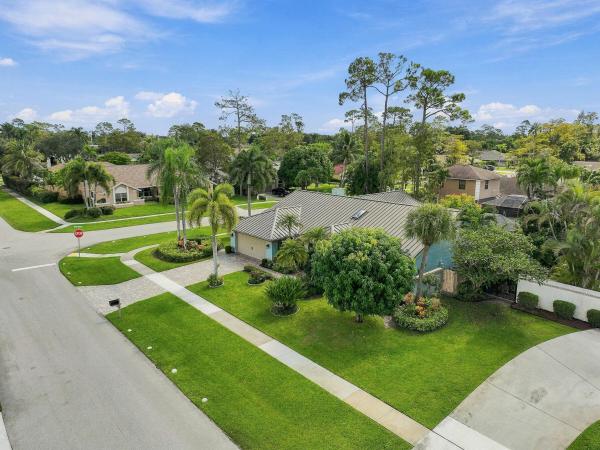 Greenview Shores 1 Of Wellington, 13629 Northumberland Cir, Wellington, Florida 33414, image 1