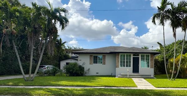 133 SE 2nd St, Dania Beach, Florida 33004, image 1