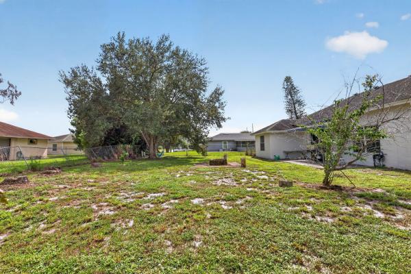 422 SW Tulip Blvd, Port St. Lucie, Florida 34953, image 1