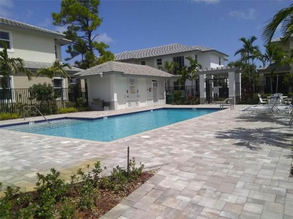 In The Pines, 6935 Pines Cir #16, Coconut Creek, Florida 33073, image 1