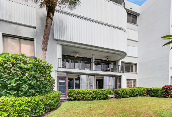 Lakeshore Colony, 8200 Lakeshore Dr #2010, Hypoluxo, Florida 33462, image 1