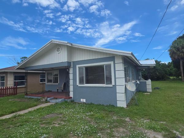 Highland Park, 604 N 17th St, Fort Pierce, Florida 34950, image 1