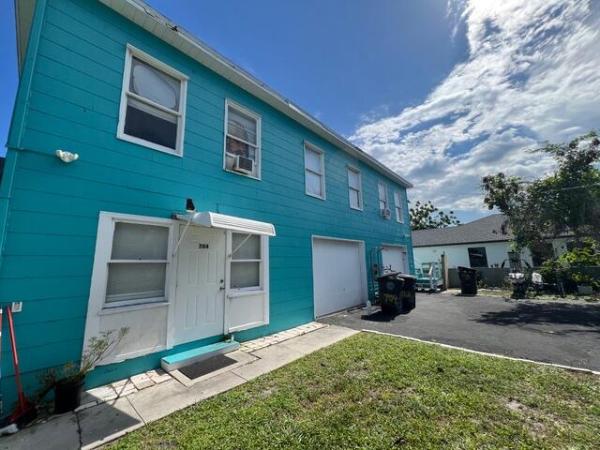 Seminole Heights, 700 Talladega St, West Palm Beach, Florida 33405, image 1