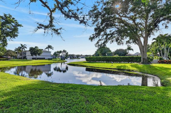 12926 Briarlake Dr #104, Palm Beach Gardens, Florida 33418, image 1