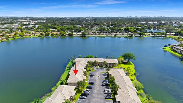 Viewpointe, 5510 Lakeside Dr #201, Margate, Florida 33063, image 1